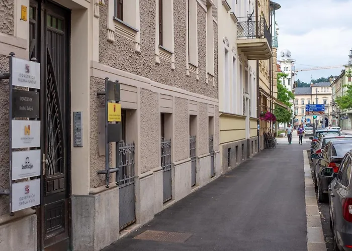 Loni's Place Ljubljana